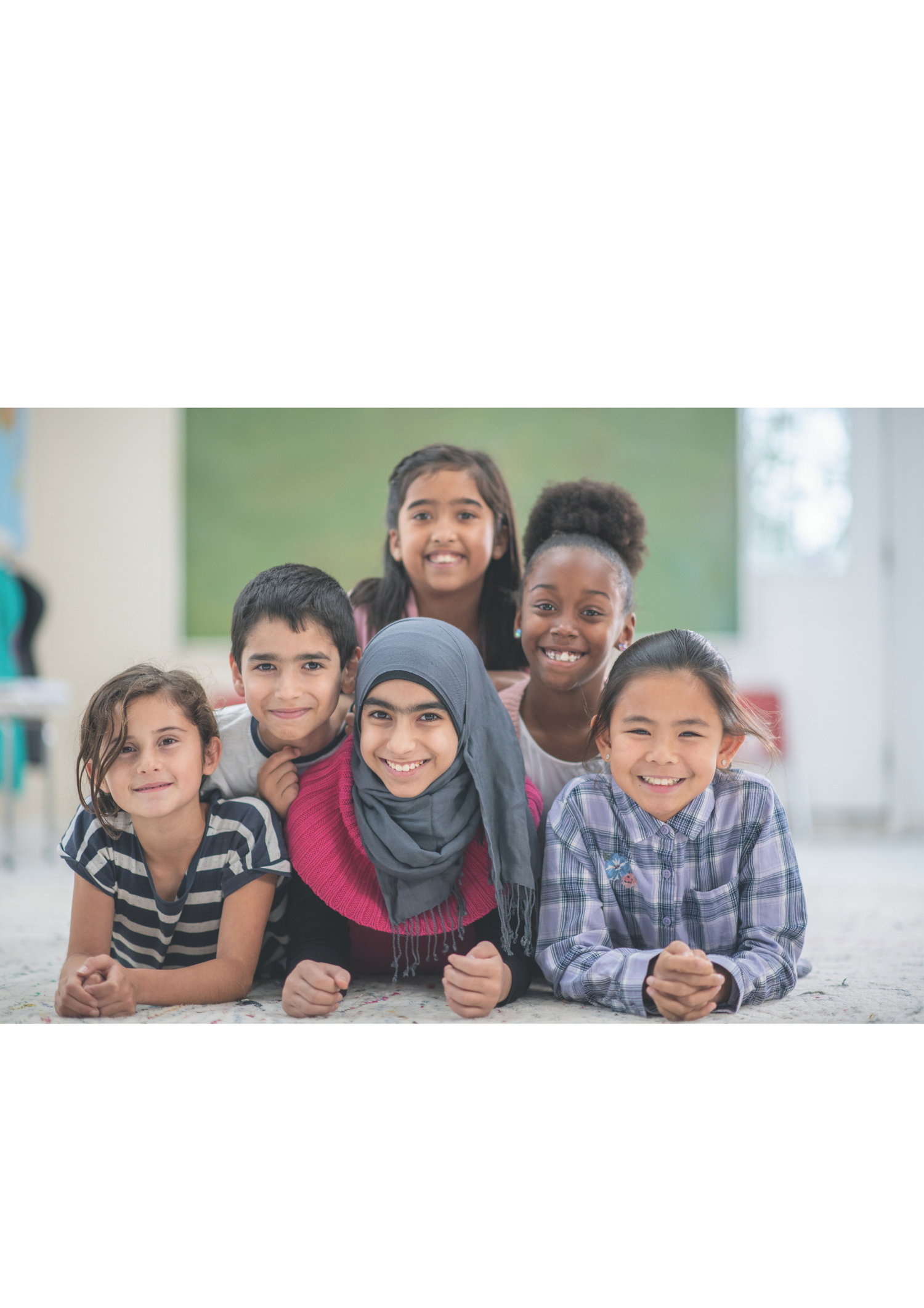 Children from different ethnicity smiling